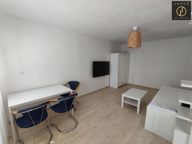 Pronájem bytu 1+kk, Slaný, Na Vavřinci, 34 m2