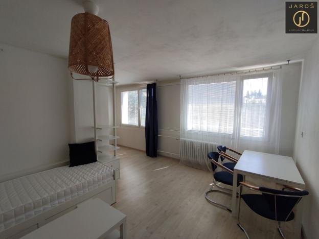 Pronájem bytu 1+kk, Slaný, Na Vavřinci, 34 m2