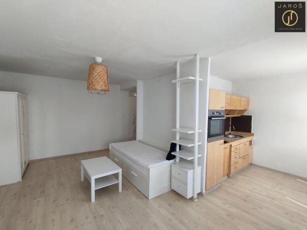 Pronájem bytu 1+kk, Slaný, Na Vavřinci, 34 m2