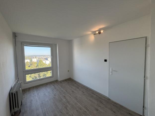 Pronájem bytu 2+1, Pardubice, Stavařov, 37 m2