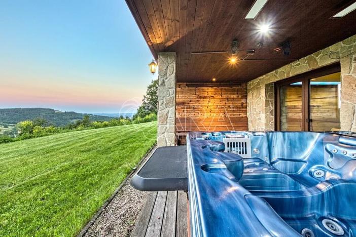 Prodej rodinného domu, Vrchlabí, 429 m2