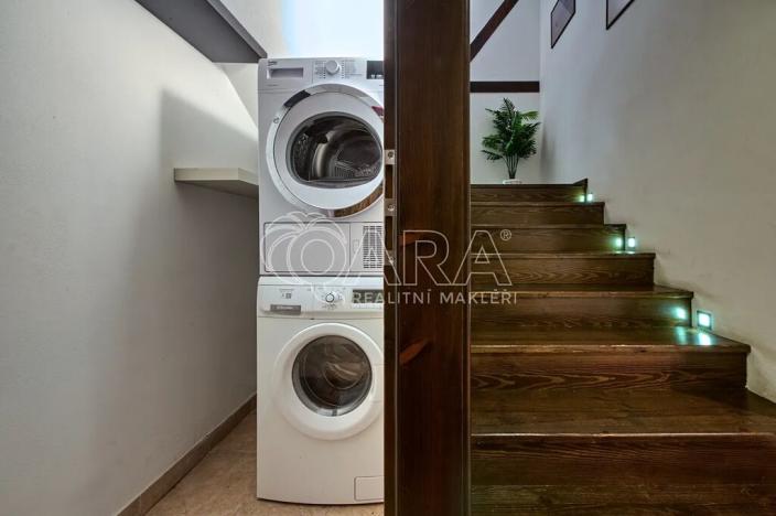 Prodej rodinného domu, Vrchlabí, 429 m2