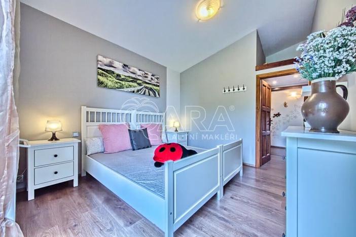 Prodej rodinného domu, Vrchlabí, 429 m2