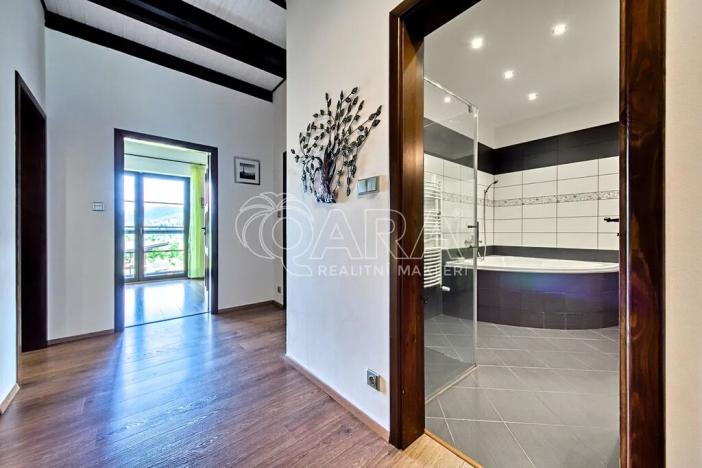 Prodej rodinného domu, Vrchlabí, 429 m2