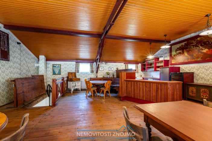 Prodej vinného sklepa, Haugsdorf, Rakousko, 177 m2