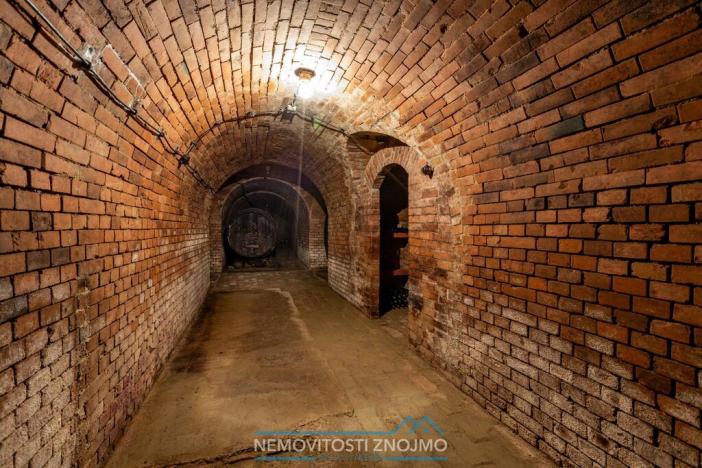 Prodej vinného sklepa, Haugsdorf, Rakousko, 177 m2