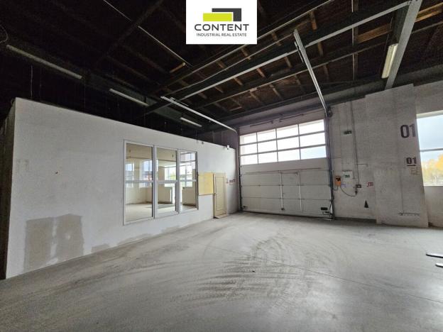 Pronájem skladu, Plzeň - Skvrňany, Domažlická, 2735 m2