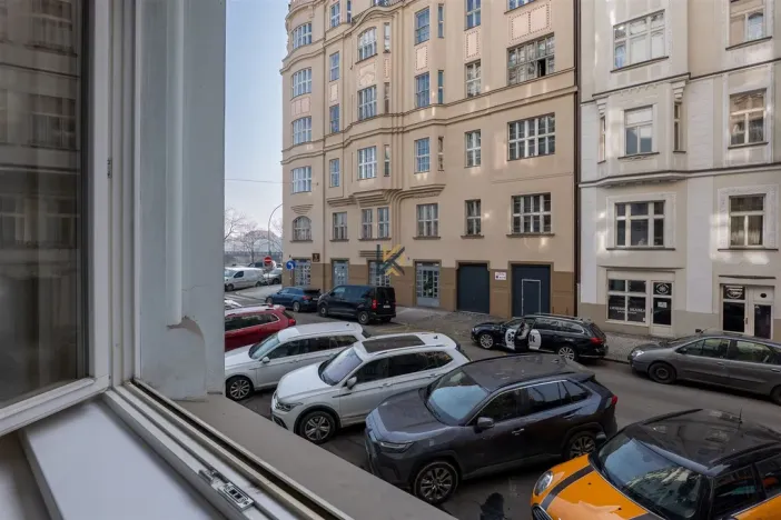 Pronájem kanceláře, Praha - Smíchov, Janáčkovo nábřeží, 100 m2