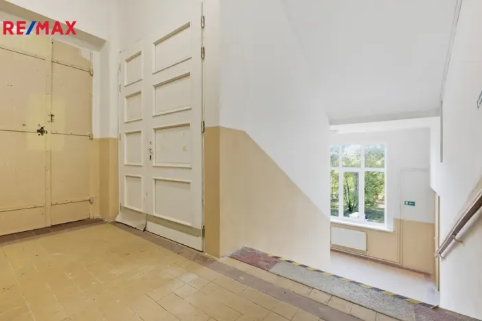 Prodej výrobních prostor, Aš, Tyršova, 4434 m2