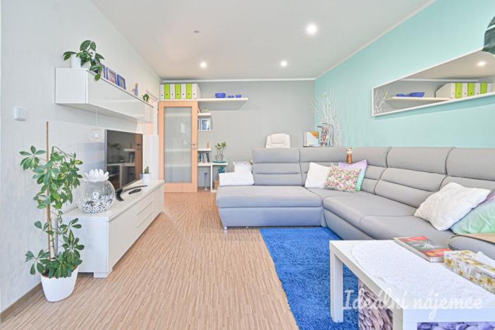 Pronájem bytu 3+1, Rousínov, V Sídlišti, 78 m2