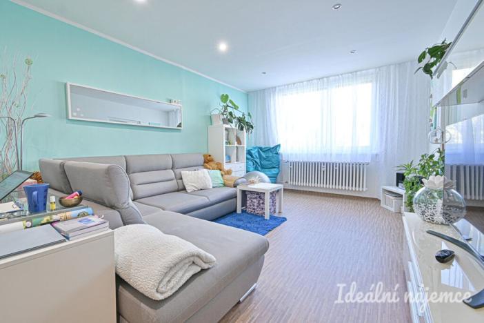 Pronájem bytu 3+1, Rousínov, V Sídlišti, 78 m2