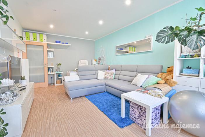 Pronájem bytu 3+1, Rousínov, V Sídlišti, 78 m2