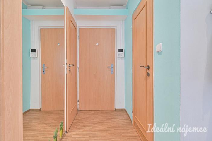 Pronájem bytu 3+1, Rousínov, V Sídlišti, 78 m2