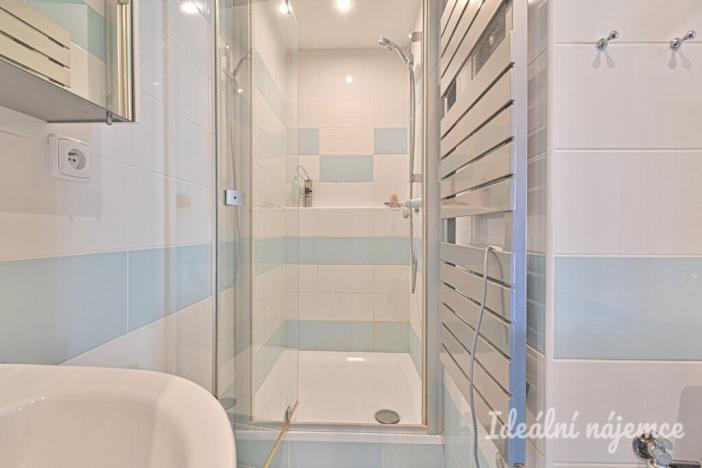 Pronájem bytu 3+1, Rousínov, V Sídlišti, 78 m2