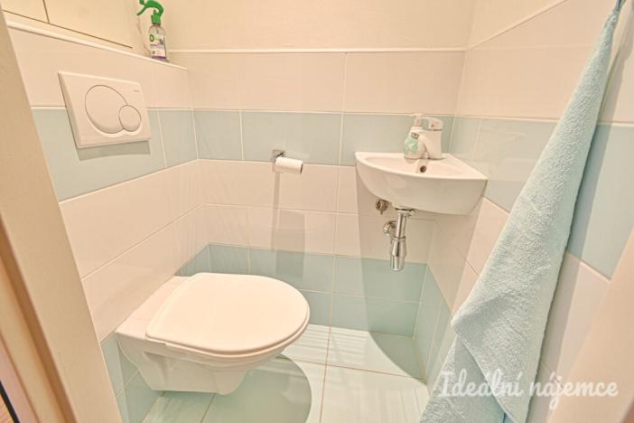 Pronájem bytu 3+1, Rousínov, V Sídlišti, 78 m2