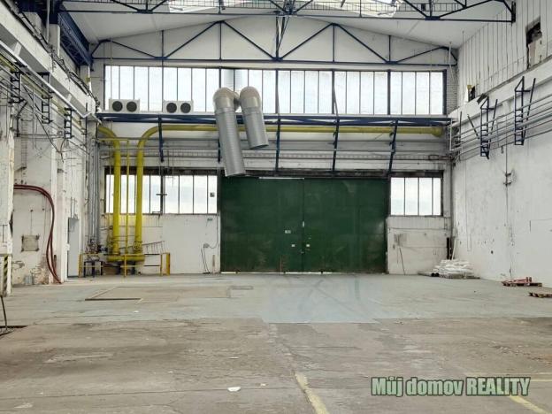 Pronájem skladu, Praha - Vysočany, Lisabonská, 1500 m2