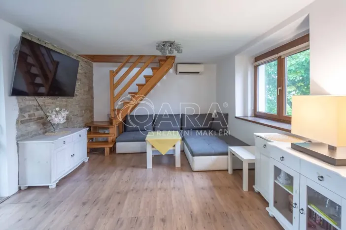 Prodej rodinného domu, Hostín, 173 m2