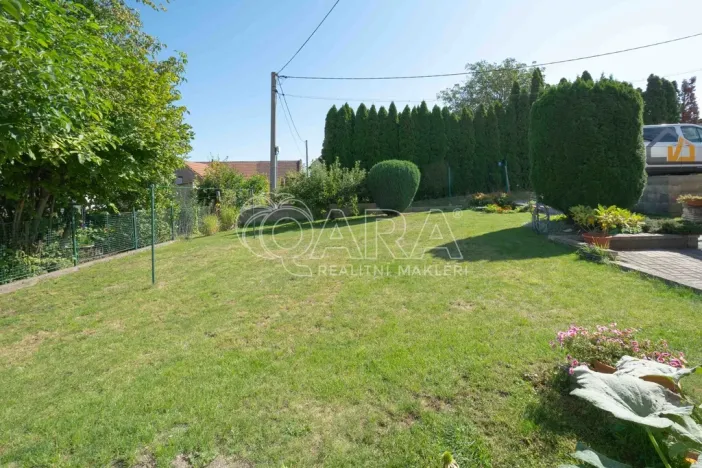 Prodej rodinného domu, Hostín, 173 m2