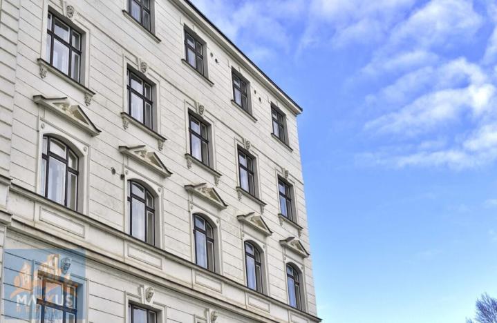 Pronájem kanceláře, Praha - Holešovice, Jablonského, 17 m2