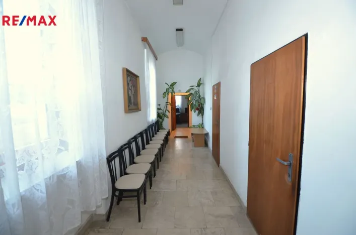 Pronájem kanceláře, Olomouc - Hodolany, Holická, 57 m2