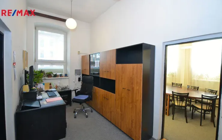 Pronájem kanceláře, Olomouc - Hodolany, Holická, 57 m2