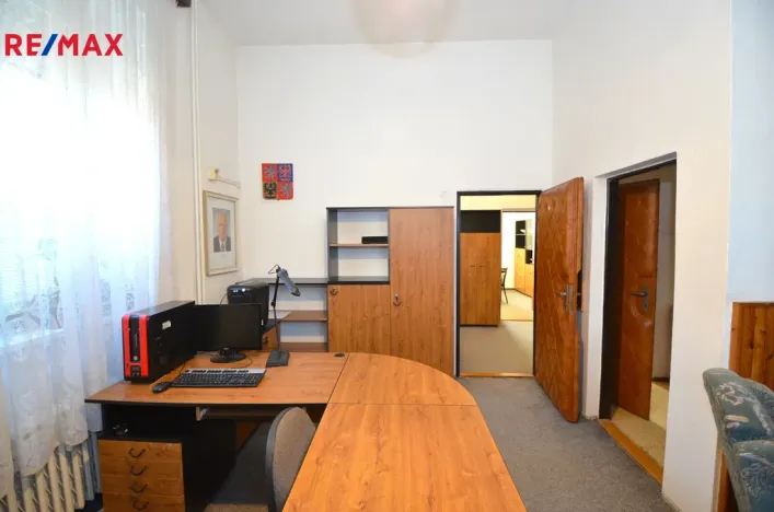 Pronájem kanceláře, Olomouc - Hodolany, Holická, 57 m2