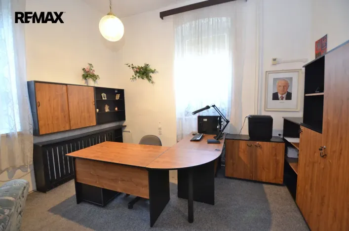 Pronájem kanceláře, Olomouc - Hodolany, Holická, 57 m2