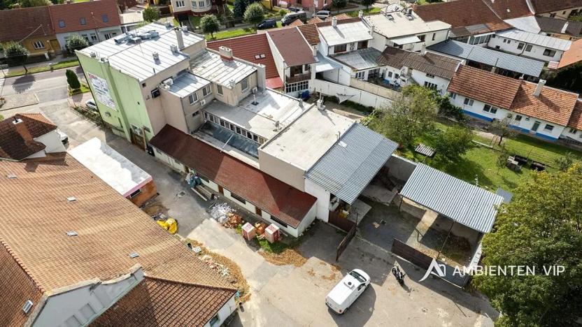 Prodej obchodního prostoru, Újezd u Brna, Nádražní, 901 m2