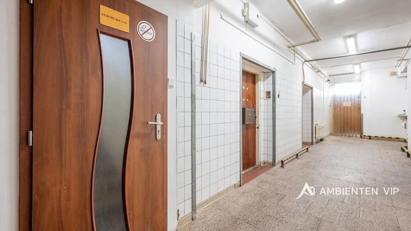 Prodej obchodního prostoru, Újezd u Brna, Nádražní, 901 m2