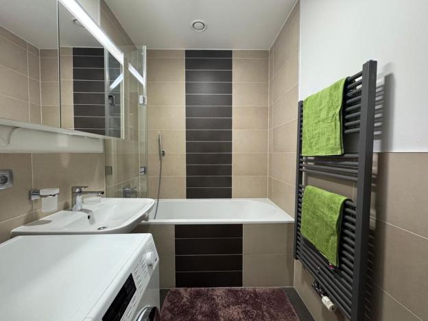 Pronájem bytu 1+kk, Praha - Nusle, K sídlišti, 42 m2