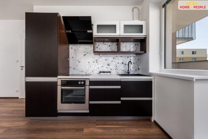 Pronájem bytu 1+kk, Milovice - Mladá, Armádní, 33 m2