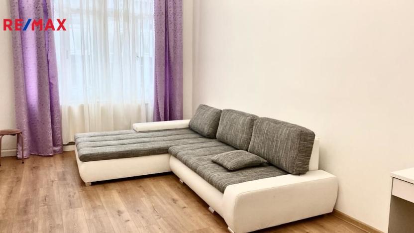 Pronájem bytu 2+1, Karlovy Vary, T. G. Masaryka, 92 m2