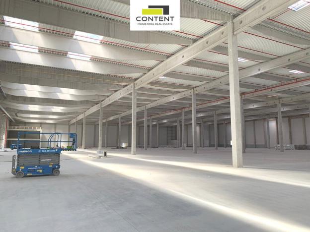 Pronájem skladu, Praha - Dolní Měcholupy, Kutnohorská, 5116 m2