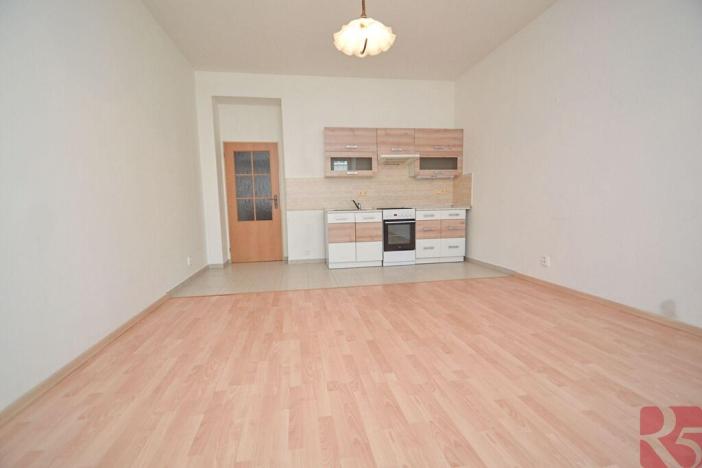 Pronájem bytu 2+kk, Praha - Nusle, Sdružení, 50 m2