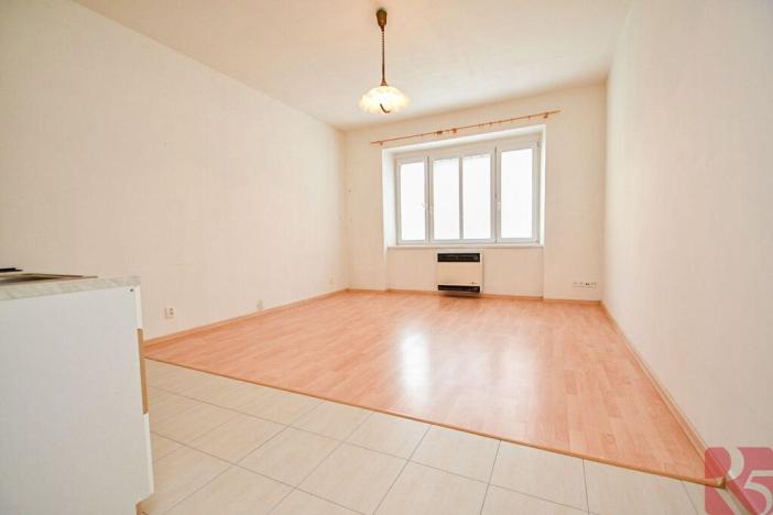 Pronájem bytu 2+kk, Praha - Nusle, Sdružení, 50 m2