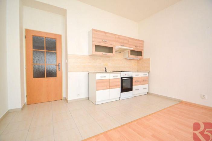 Pronájem bytu 2+kk, Praha - Nusle, Sdružení, 50 m2