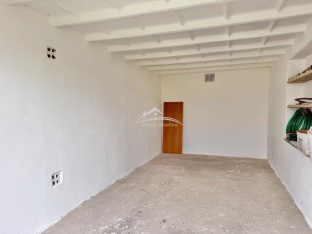 Pronájem garáže, Havlíčkův Brod, U Cihláře, 18 m2