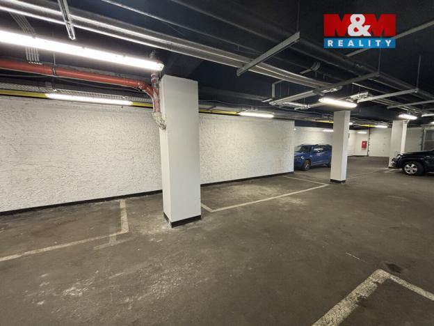 Prodej garážového stání, Praha - Hostivař, Hornoměcholupská, 20 m2