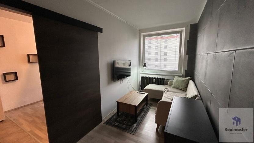 Pronájem bytu 1+1, Ústí nad Labem - Všebořice, Spartakiádní, 37 m2