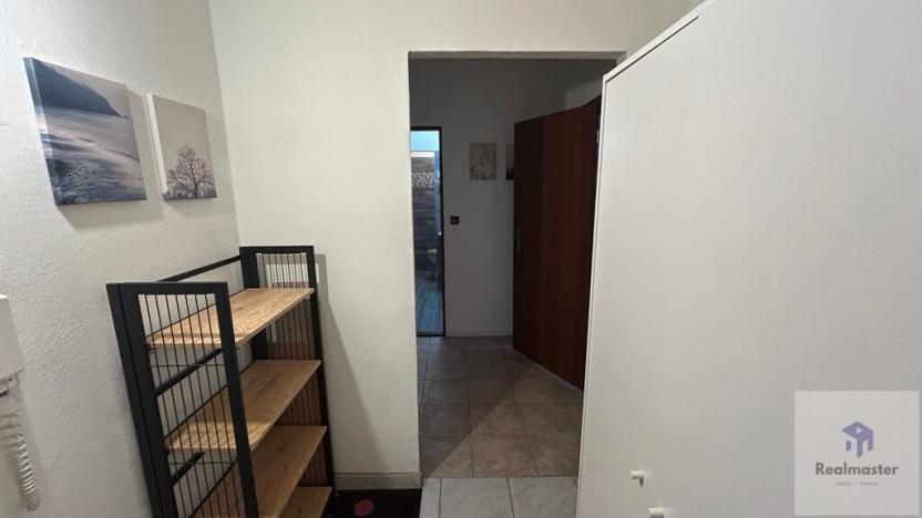 Pronájem bytu 1+1, Ústí nad Labem - Všebořice, Spartakiádní, 37 m2