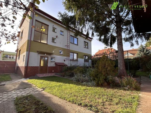 Prodej rodinného domu, Hroznová Lhota, 152 m2