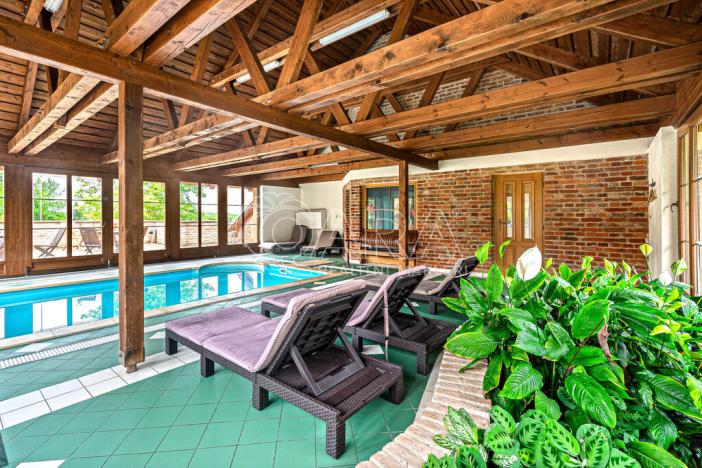 Prodej ubytování, Hlohovec, Na kopci, 1450 m2