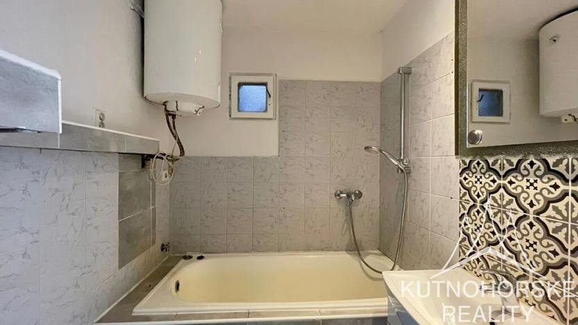 Pronájem bytu 1+1, Praha - Bubeneč, Šestidomí, 37 m2