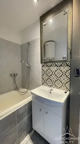 Pronájem bytu 1+1, Praha - Bubeneč, Šestidomí, 37 m2