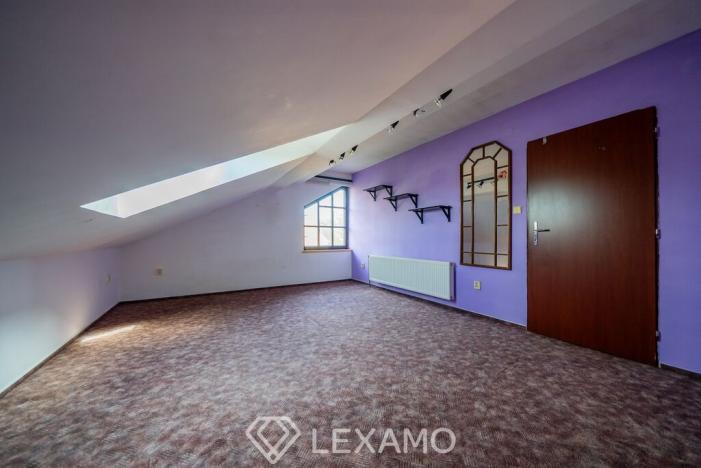 Prodej rodinného domu, Slatina, 270 m2