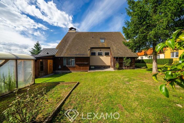 Prodej rodinného domu, Slatina, 270 m2