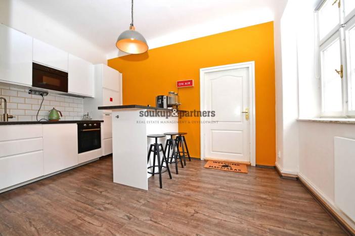 Pronájem kanceláře, Praha - Malá Strana, Prokopská, 205 m2