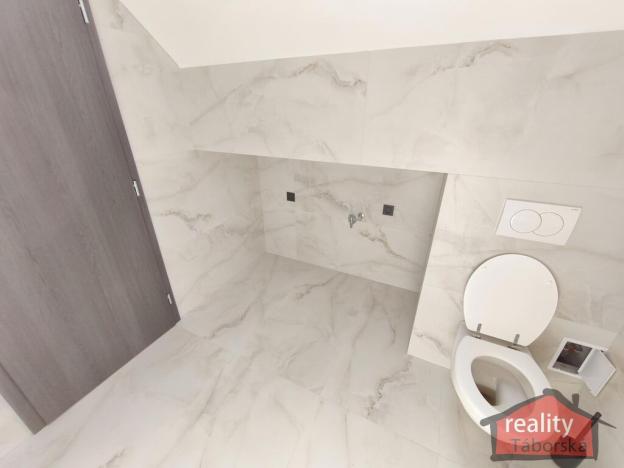 Prodej bytu 2+kk, Nupaky, Nupacká, 35 m2