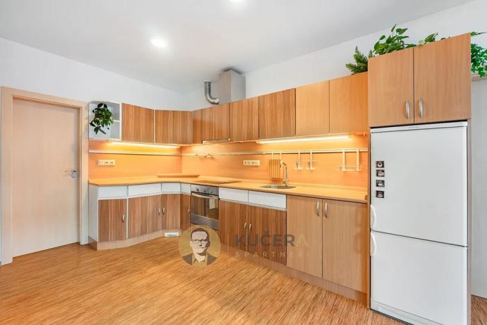 Prodej rodinného domu, Lichnov, 672 m2