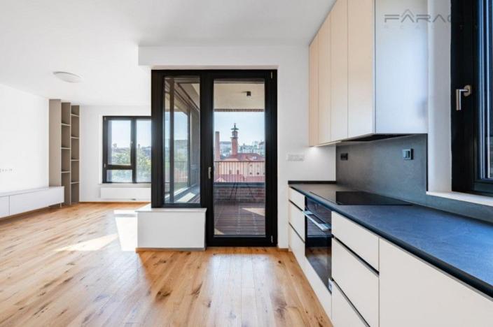 Pronájem bytu 2+kk, Praha - Nusle, Mužíkova, 63 m2